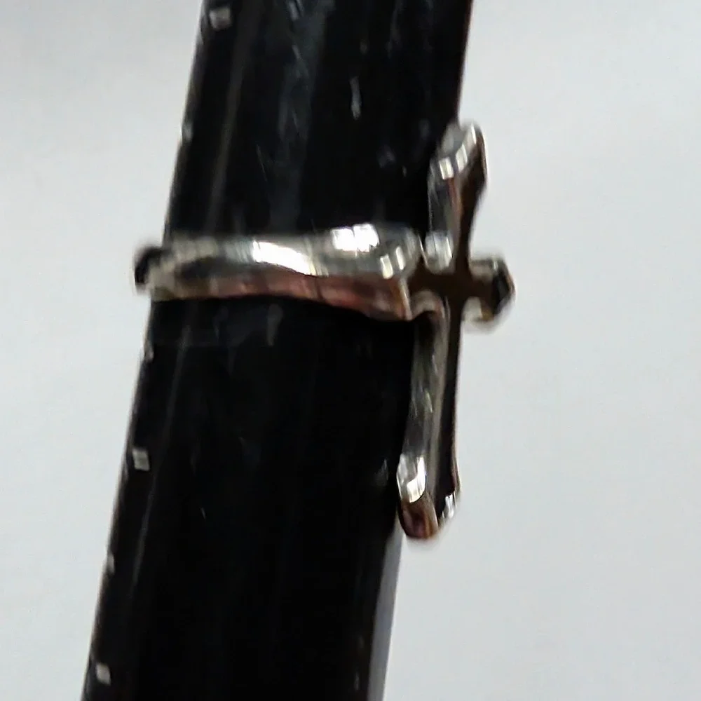 New Cross Ring Big PLus Size‎ 9 Silver Tone Black Enamel Gothic Enamel Statement